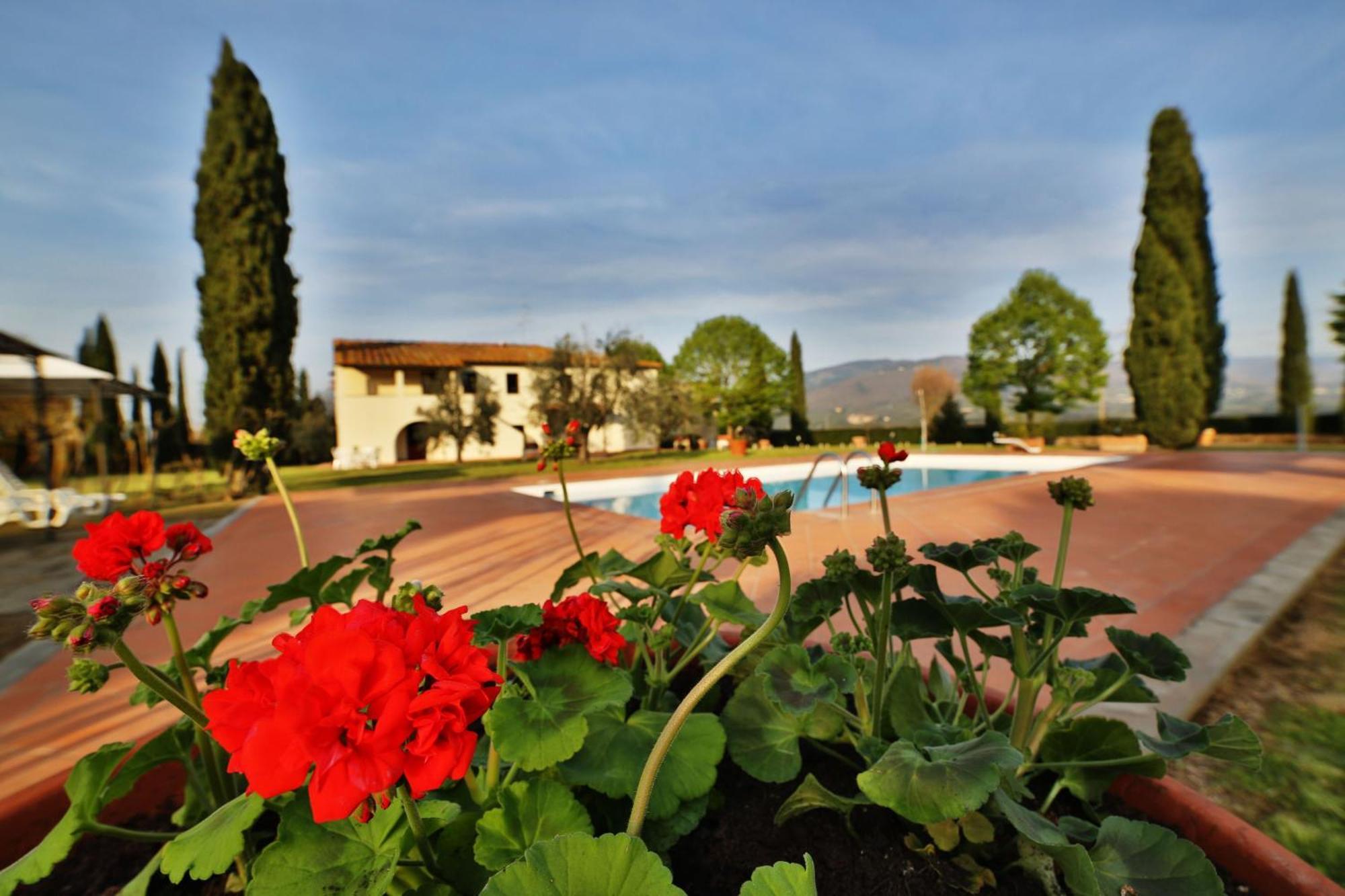 Fattoria Pagnana Suites & Pool Риньяно-суль-Арно Экстерьер фото