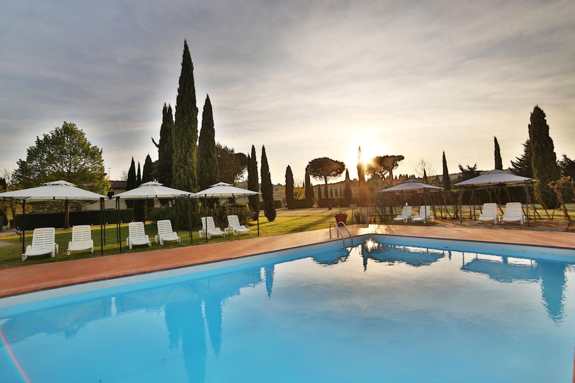 Fattoria Pagnana Suites & Pool Риньяно-суль-Арно Экстерьер фото