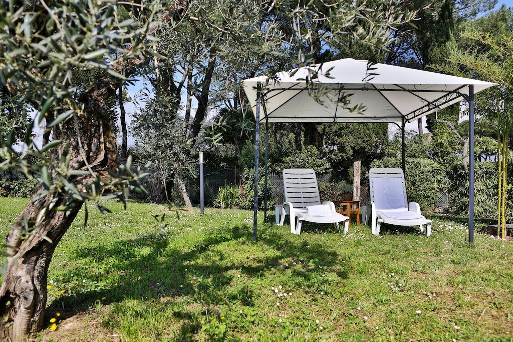 Fattoria Pagnana Suites & Pool Риньяно-суль-Арно Номер фото